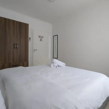 Center Luxury Rooms Tirana Exterior photo