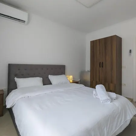 Center Luxury Rooms Tirana Exterior photo