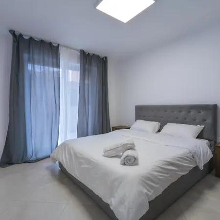 Center Luxury Rooms Tirana Exterior photo