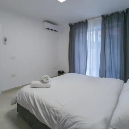 Center Luxury Rooms Tirana Exterior photo